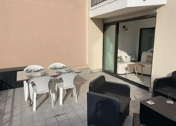 Apartment Renove Avec Terrasse Pres Du Port, 4 Couchages - Fr-1-309-473 *